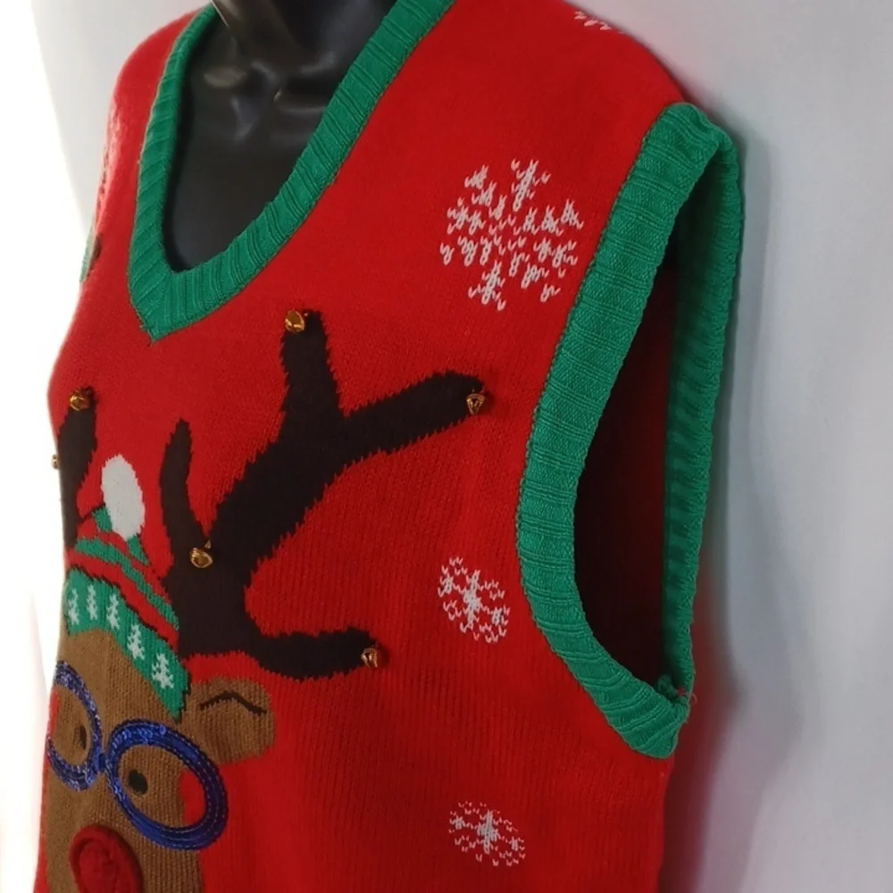 Christmas Sweater Vest XL Red Green Holiday Design Rudolph, 23